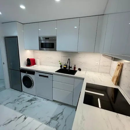 Apartamento De 2 Habitaciones Con Plaza De Garaje Marbella Exterior photo