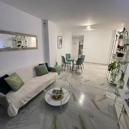 Apartamento De 2 Habitaciones Con Plaza De Garaje Marbella Exterior photo